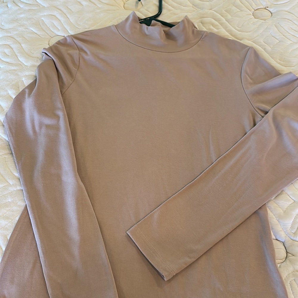 Amazon turtleneck size XXL